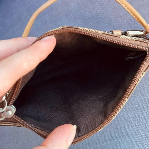 Coach Tan Wristlet Signature C Jacquard Fabric With Leather Trim - Picture 3 of 4